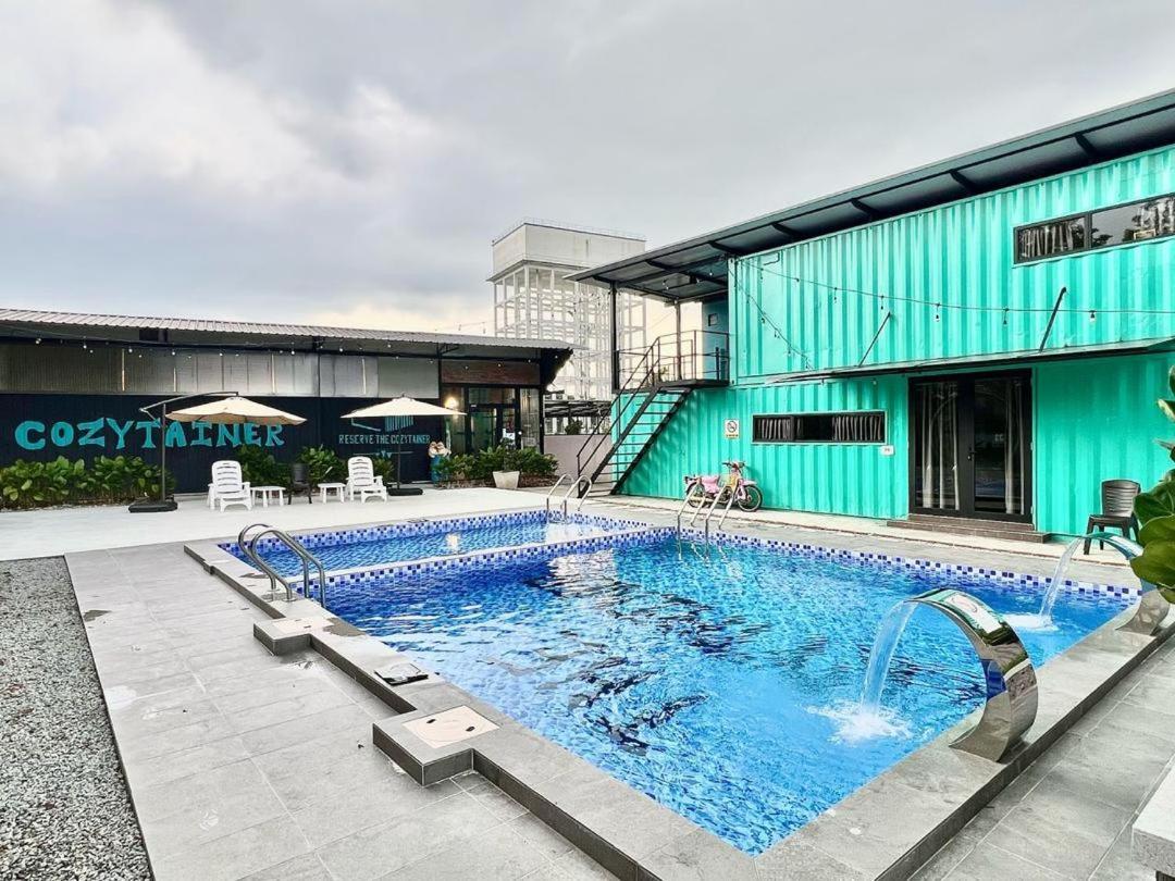 The Cozytainer Hotel Taiping Bagian luar foto