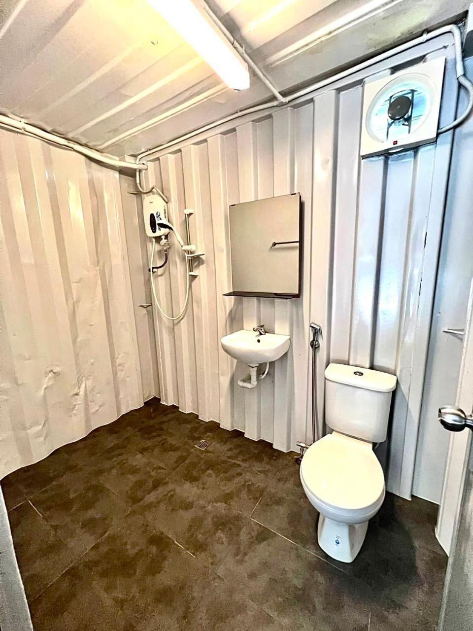 The Cozytainer Hotel Taiping Bagian luar foto